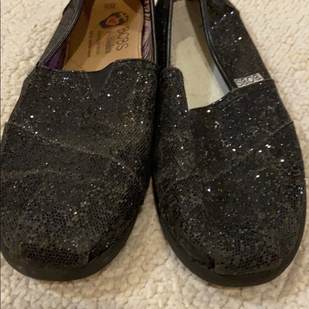 Used slip ons. - Picture 4 of 5